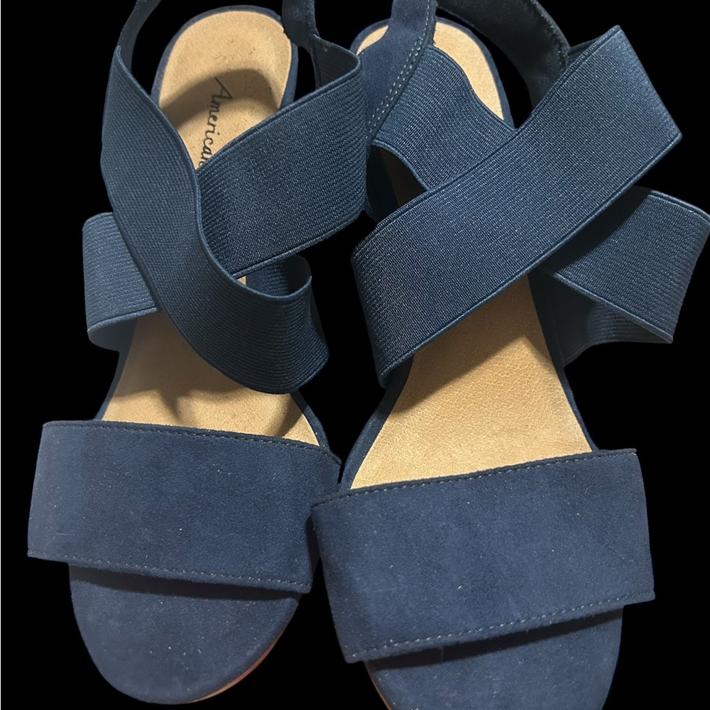American Eagle  Deep Blue Women's Sandals size 6 New